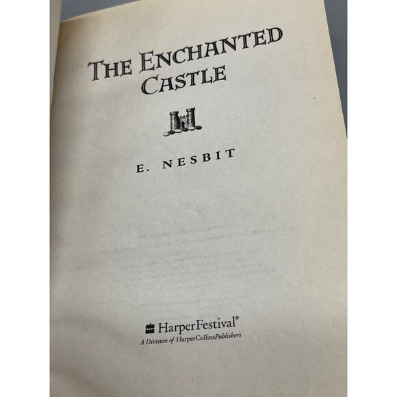 The Enchanted Castle book by E. Nesbit Charming Classics 2002 Harper READ - Picture 4 of 6